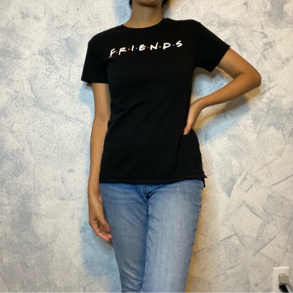 Friends black top size L - Picture 3 of 6